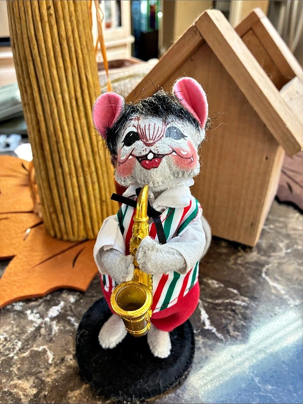 Amalee 6" Jazzy Christmas Cat Figurine NWT